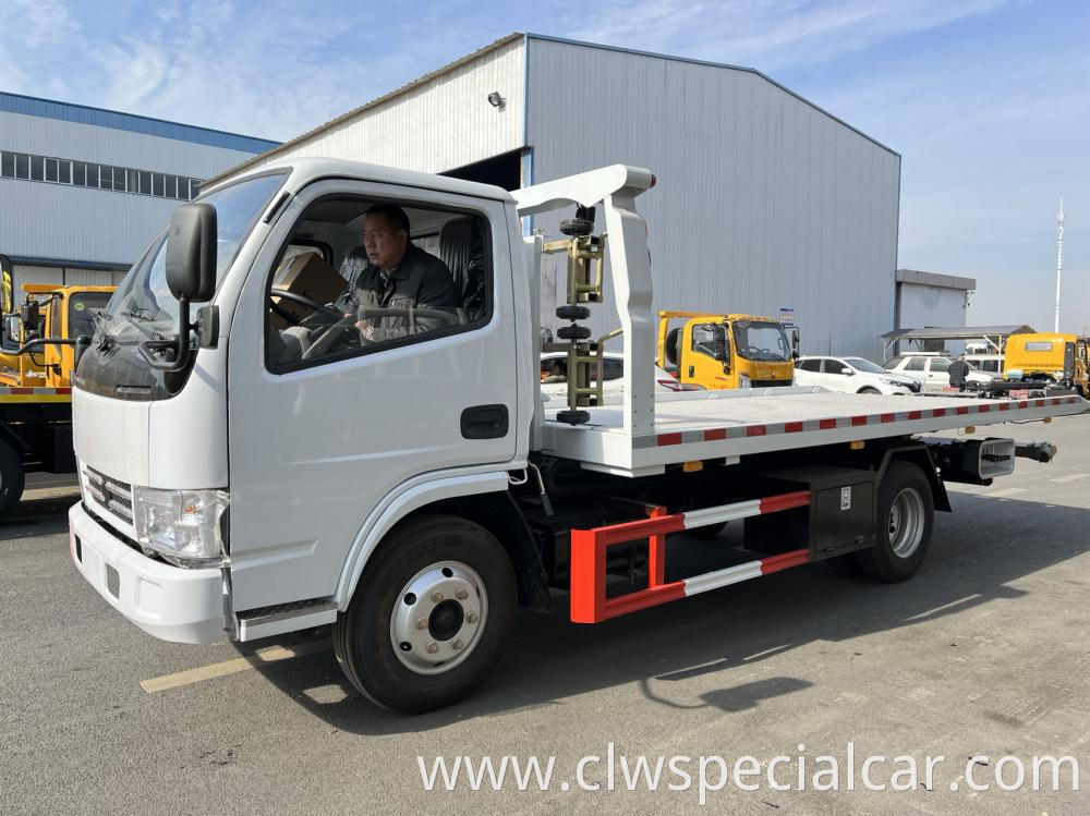 Dongfeng 3 Ton Road Wrecker Tow Trucks 3 Jpg